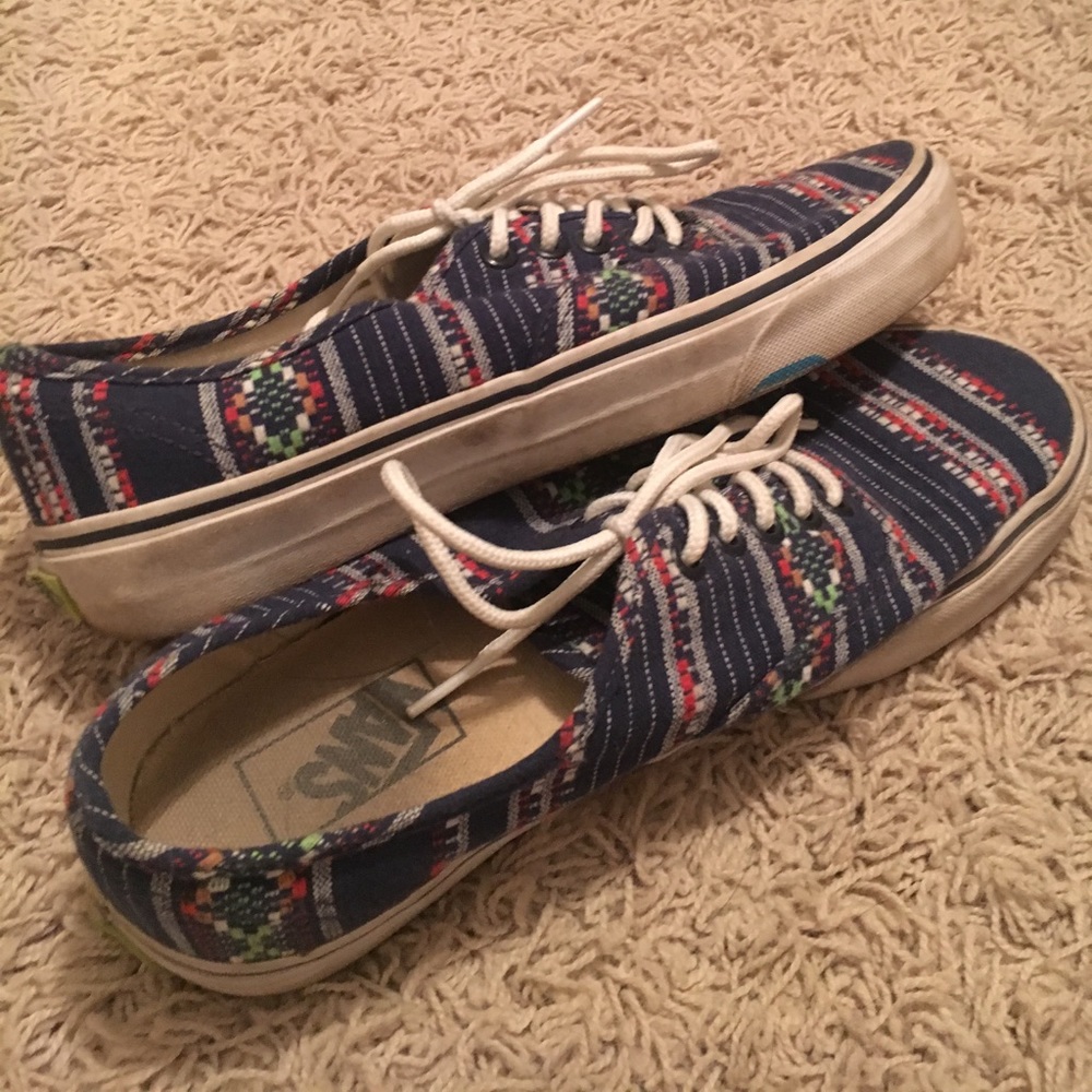 Tribal pattern Vans shoe